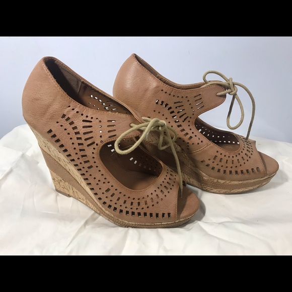 Brown wedge sandal - Picture 3 of 5